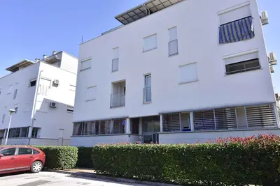 Image de Appartement de vacances avec une chambre près des plages d'Umag