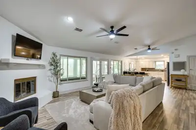 Image de Pickleball/Sport Court: Spacious Kemp Home!