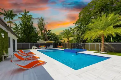 Image de Encanto Luxury Home