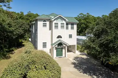 Image de Inn-Seaclusion: Elevator, Private Pool & Hot Tub, Theater Room