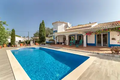 Image de Casa Esperança - Private heated pool, 5 minute drive from beaches & town