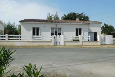 Image de Maison spacieuse 6 pers. près plage avec jardin