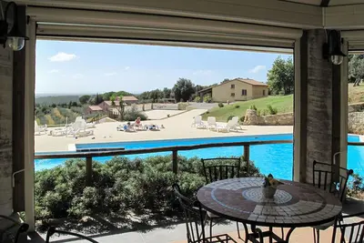 Image de Confortable appartement pour 6 personnes avec piscine, Wifi, climatisation, Tv et terrasse