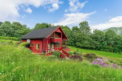 Image de Idyllische Hütte am Dalsfjord