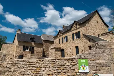 Image de Le grand gîte de Malescombes avec piscine privée *** pour 10 personnes.