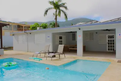Private Pool. 3 min to \"El Yunque\"/Casa Sophia