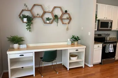 Image de Boho Modern Townhome Near Greenway. No Cleaning Fees!