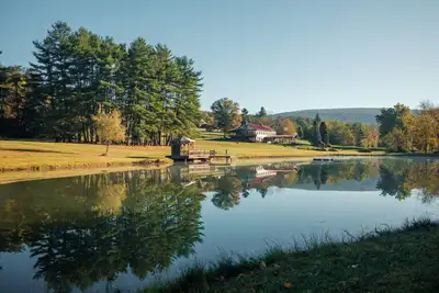 Image de Hemlock Hills Farm