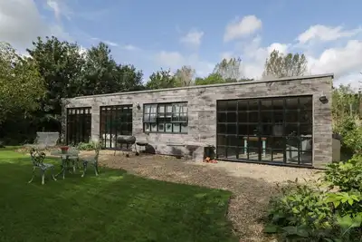 Image de The Big Box Brandeers, pet friendly, with open fire in Minety