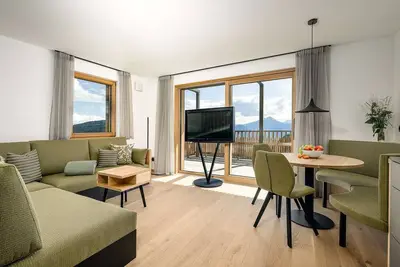 Image de Appartement de vacances \"Tschitthof Gill\" avec vue sur la montagne, terrasse privée et Wi-Fi