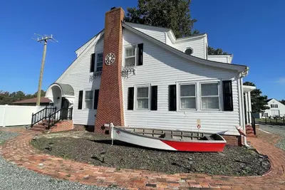 Image de The Deadrise Inn, Sleeps12, Spacious, Newly Renovated